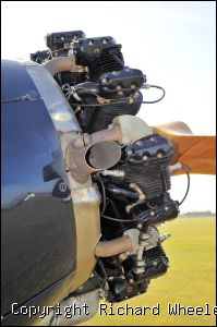 Stearman engine prior to start up - Click to view high resolution version